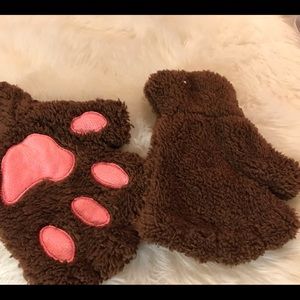 Paw gloves